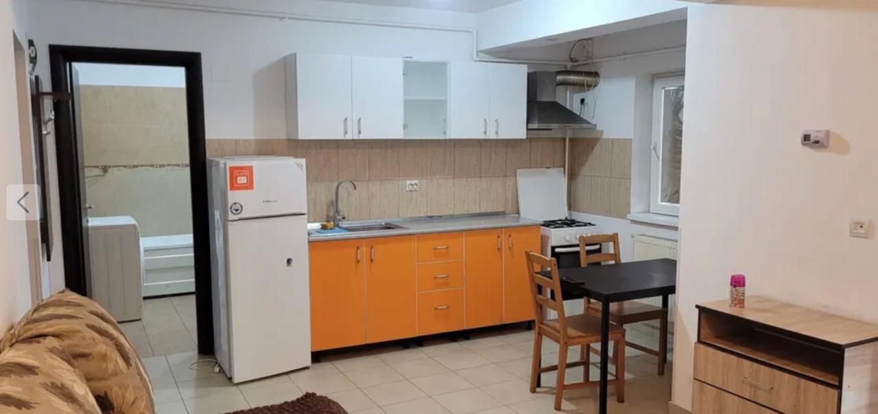GARSONIERA SALAJ, PET-FRIENDLY, BLOC NOU, CENTRALA, METROU 10 MINUTE - Poză 1