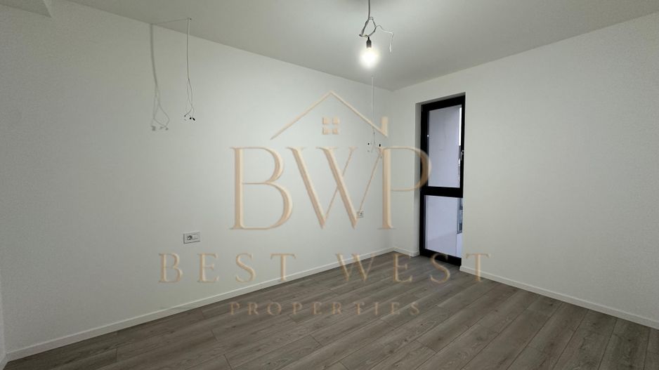 Duplex 1/2, 4 camere, 3 băi, la strada principală Mosnita Veche - Poză 10