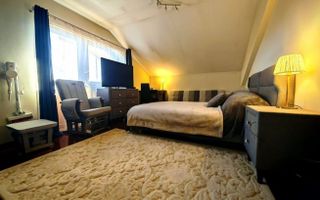 Casa, Drumul Muntenilor, 322mp utili, 496mp teren. - Poză 11