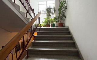 Apartament spatios cu 3 camere, Cart. Andrei Muresanu - Poză 3