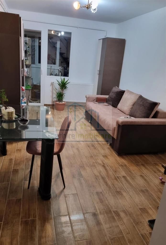 Apartament 2 camere Lacramioarei 46 mp - Poză 1