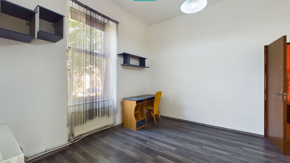 Clădire cu două apartamente zonă centrală - Poză 10