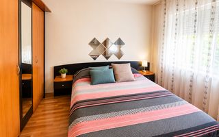 Apartament 3 camere decomandat, centrală proprie, AC, etaj 3, Lipovei - Poză 5