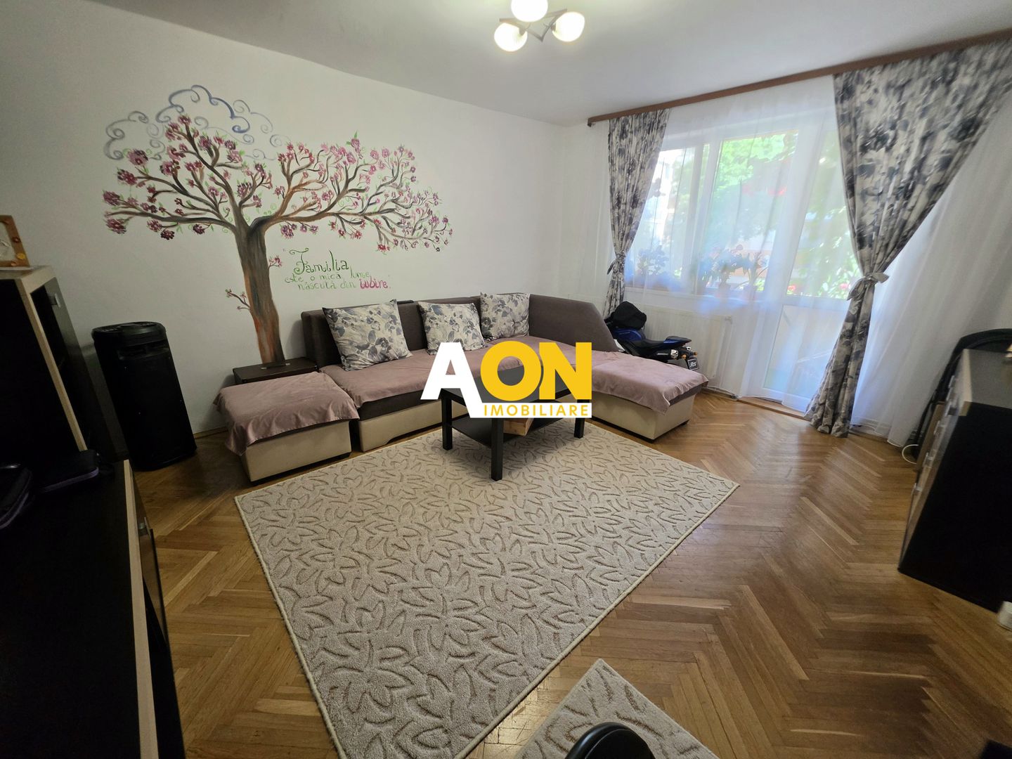 Apartament 2 Camere, Decomandat, Zona Cetate, Etaj 1 - Poză 9