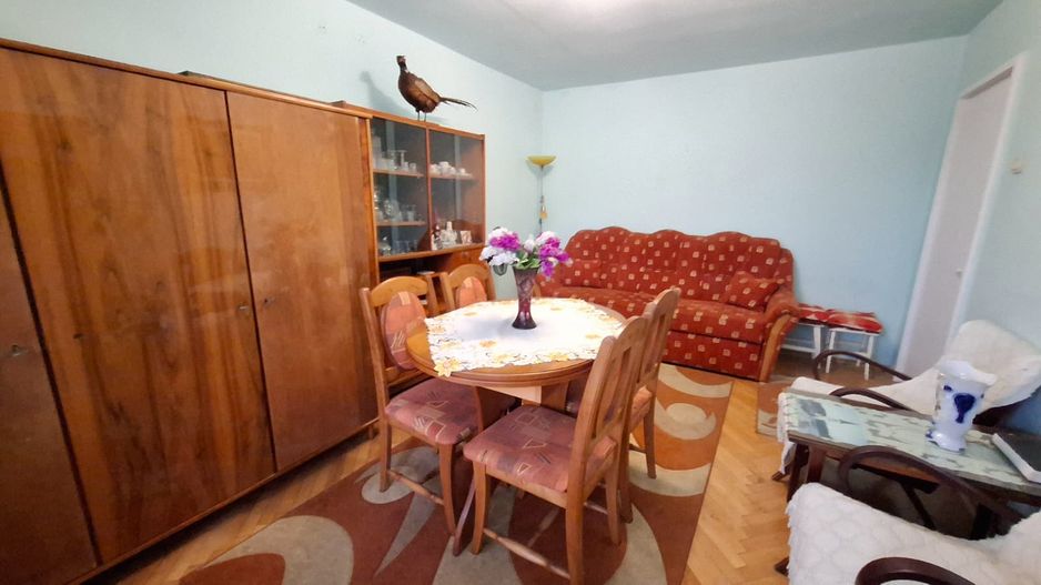 Apartament cu 2 camere de vanzare -Piata Victoriei Targu Mures - Poză 3
