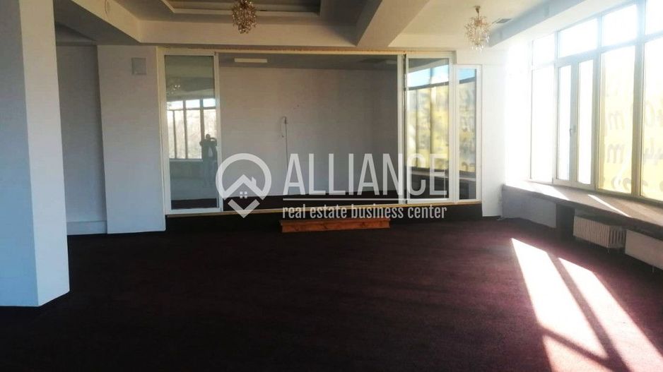 Inchiriere spatiu comercial de 400 mp - Poză 12