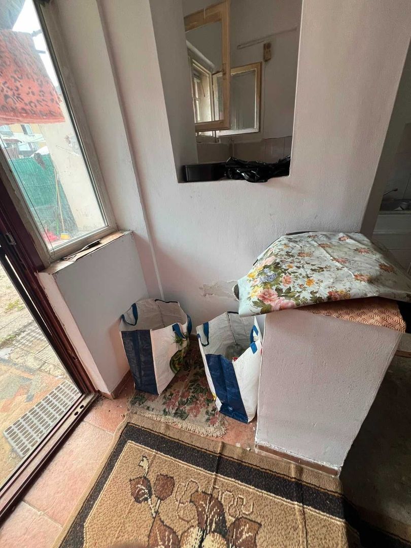 BRASADAS vinde garsoniera pe Ostrovului 25mp la parter. - Poză 6