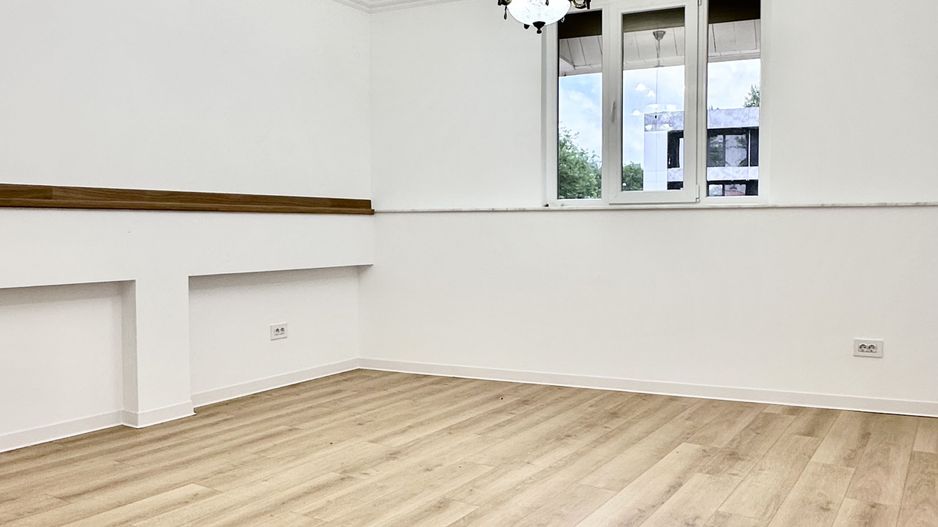 Casa de inchiriat, 3 camere, 3 bai, renovata, prima inchiriere. - Poză 14