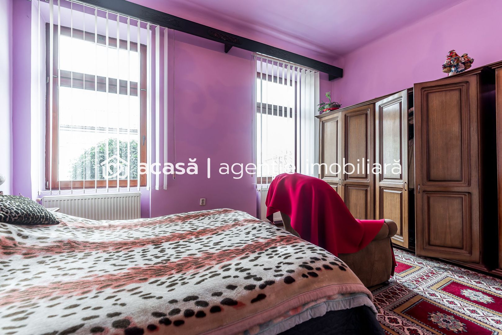 Apartament cu 3 Camere la Casă pe Strada I.L. Caragiale, Arad - Poză 2