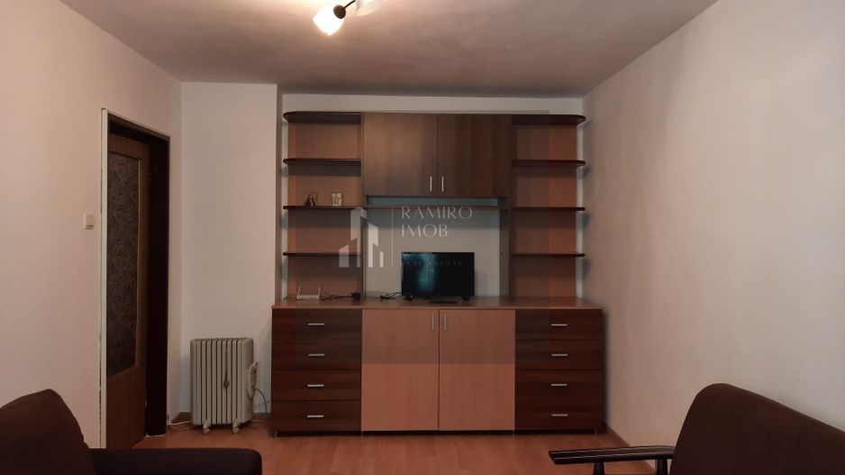 GARSONIERĂ DECOMANDATĂ | 35 MP | AN CONSTRUCTIE 1980 - Poză 7