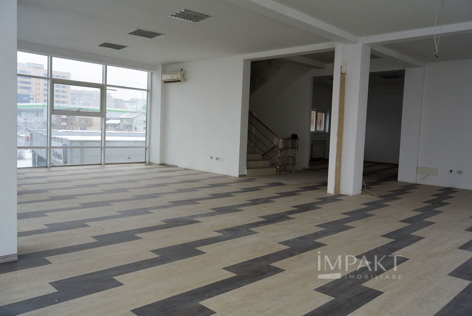 Cladire de birouri cu  spatii vitrate generoase in Zorilor. - Poză 7