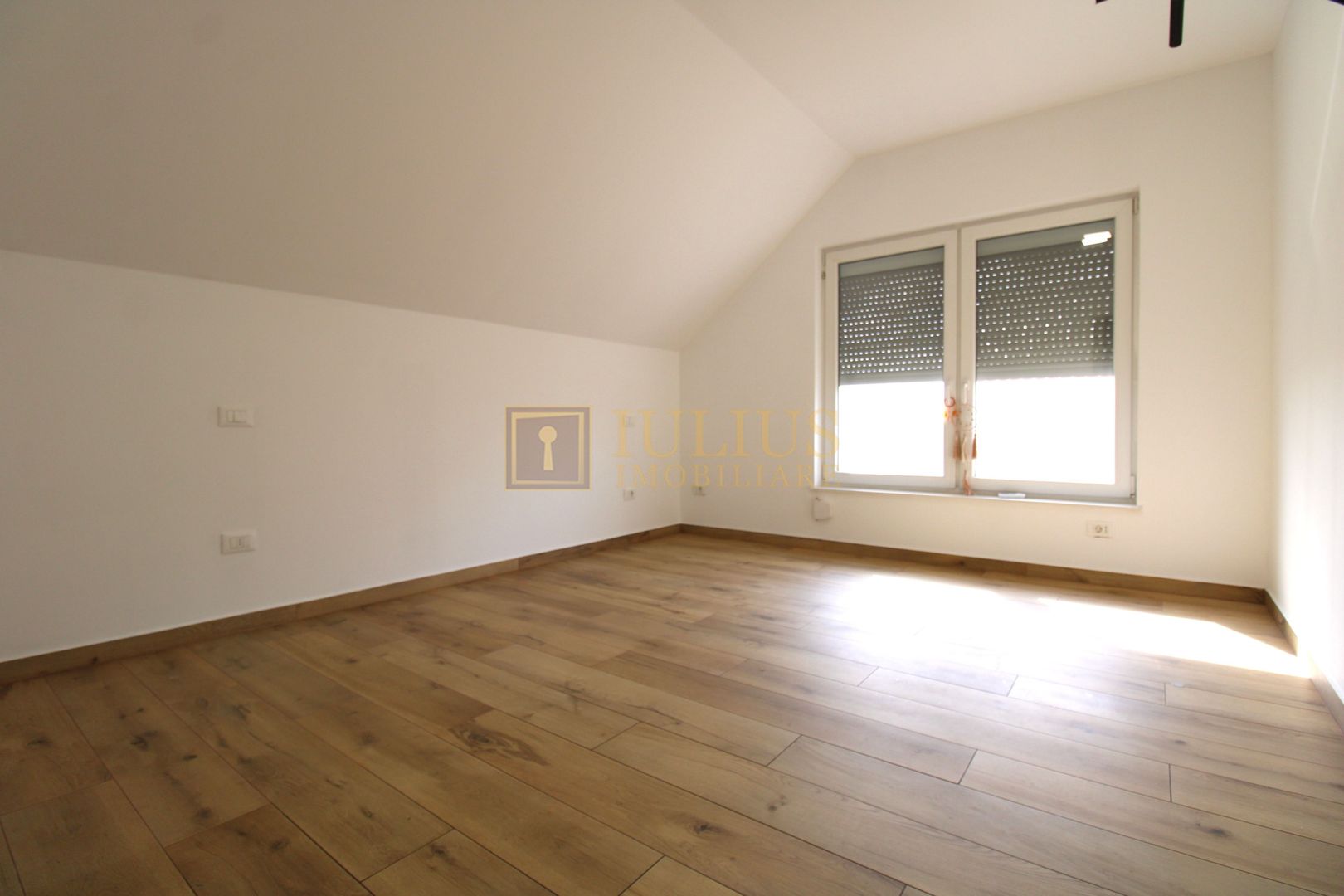 1/2 duplex, 5 camere – prima închiriere | Moșnița Veche - Poză 15