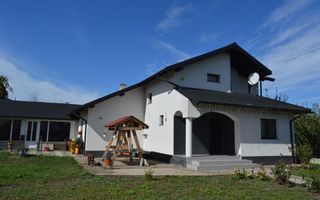 Casă de vânzare Ilișești/Suceava - Poză 1