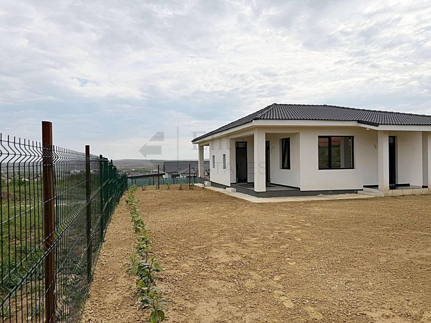 Casa de vanzare in Paleu, Bihor | Finisata la cheie - Poză 1