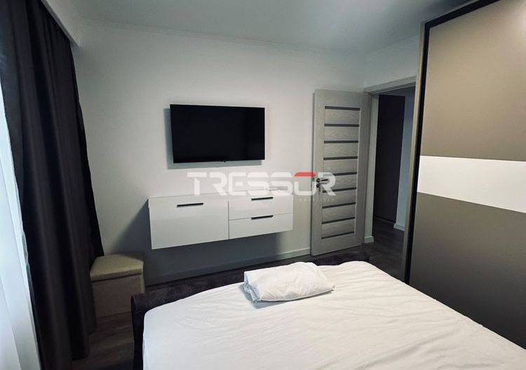 Apartament 3 camere, renovat / mobilat, Poarta 6, Faleza Sud - Poză 5