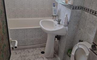 De inchiriat apartament cu 3 camere, zona Garii, etaj 3, 490 euro negociabi - Poză 3