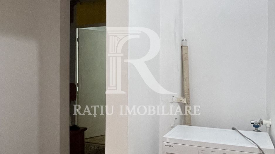 Apartament cu 3 camere | Decomandat | Decebal  | Oradea - Poză 13