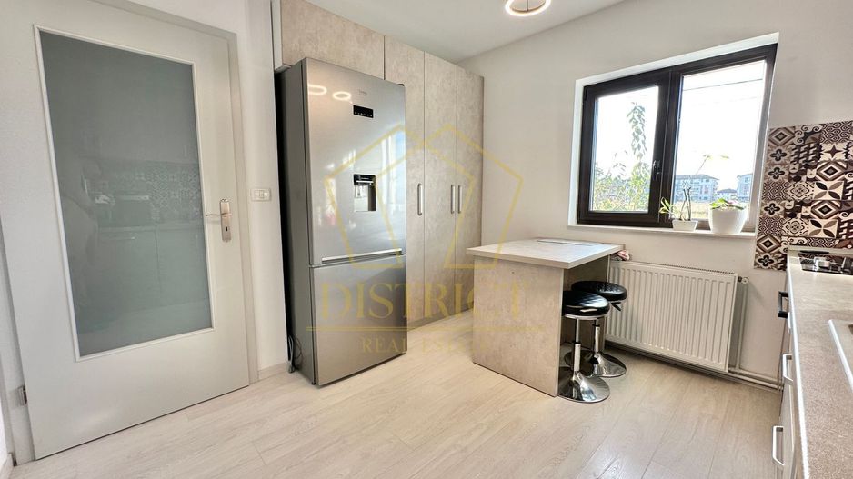 Duplex cu 4 camere si dressing mobilat in Giroc zona Planetelor la asfalt. - Poză 10