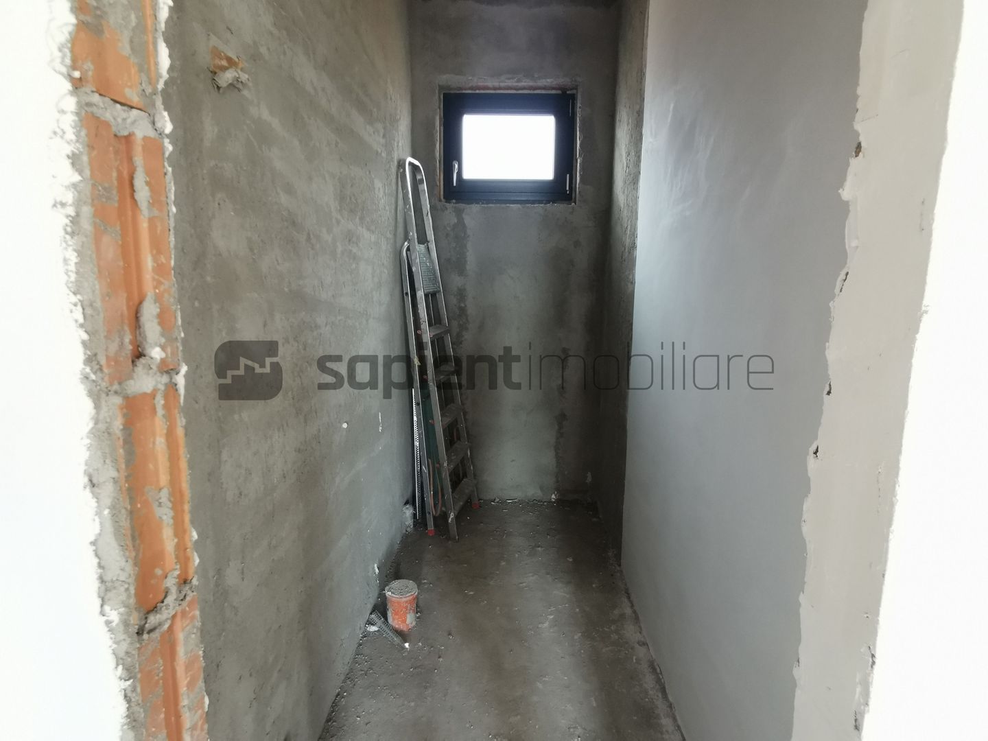De vânzare casă cu 4 camere, la nivel semifinisat, Cihei - Poză 5