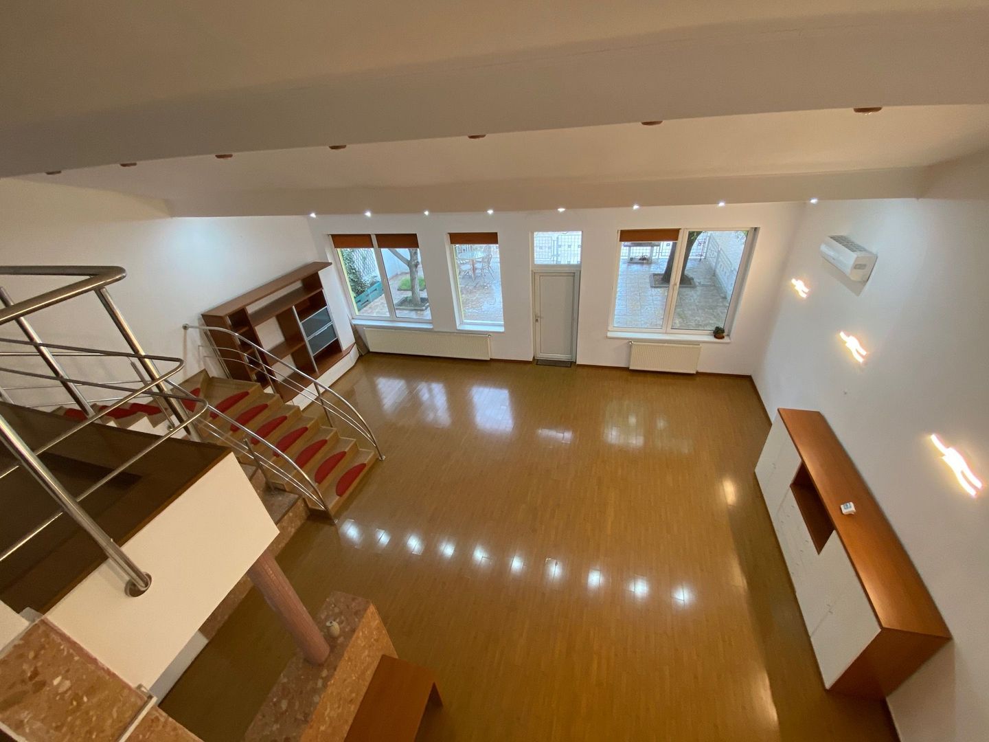 Vilă zona Liviu Rebreanu - Poză 8