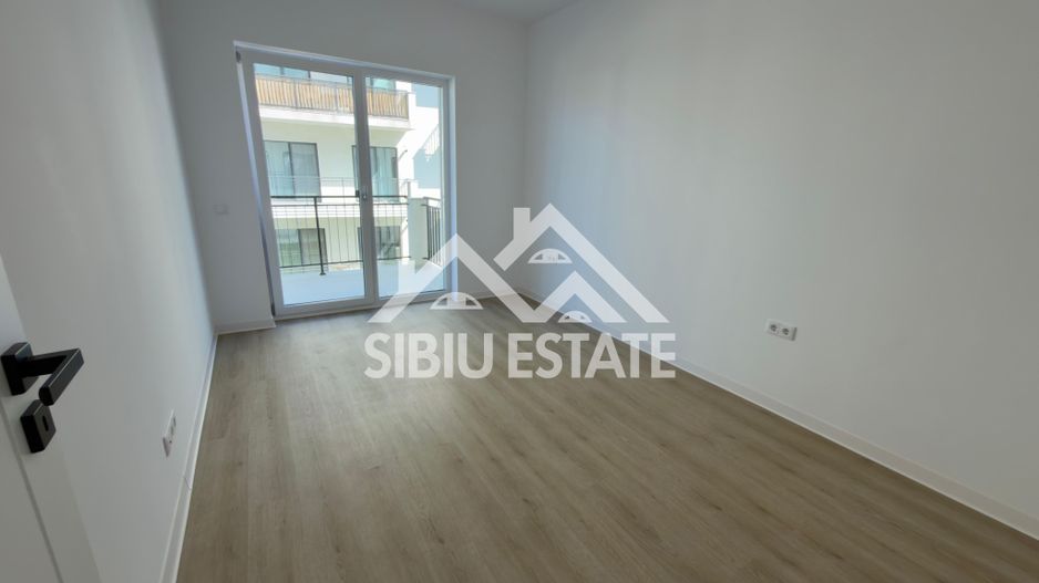 🏡 Mută-te imediat! Apartament modern cu 2 camere + Parcare & Boxă - Poză 4