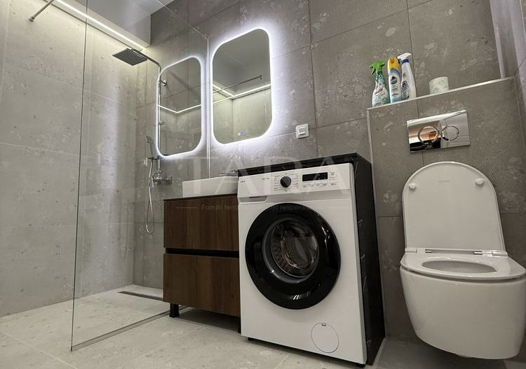 Apartament modern ultra mobilat cu parcare inclusă. - Poză 6