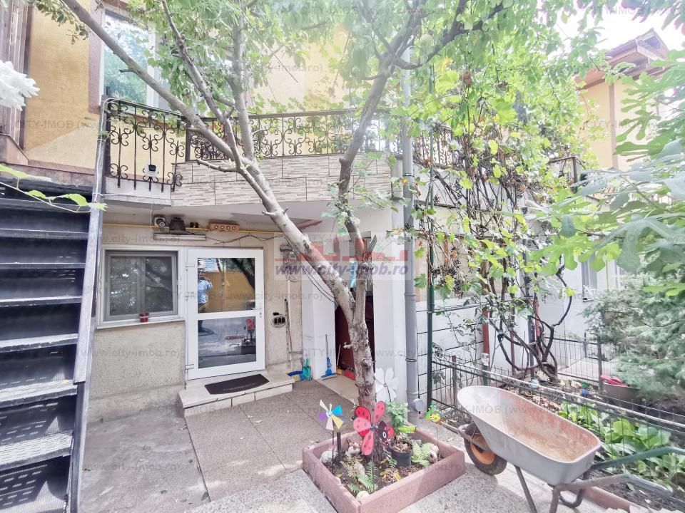 Vanzare casa Andronache - Poză 21