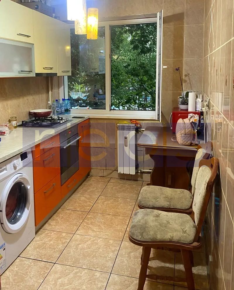 DE VANZARE AP 2 CAMERE 50 MP DRUMUL TABEREI | SEMIDECOMANDAT | METROU - Poză 3