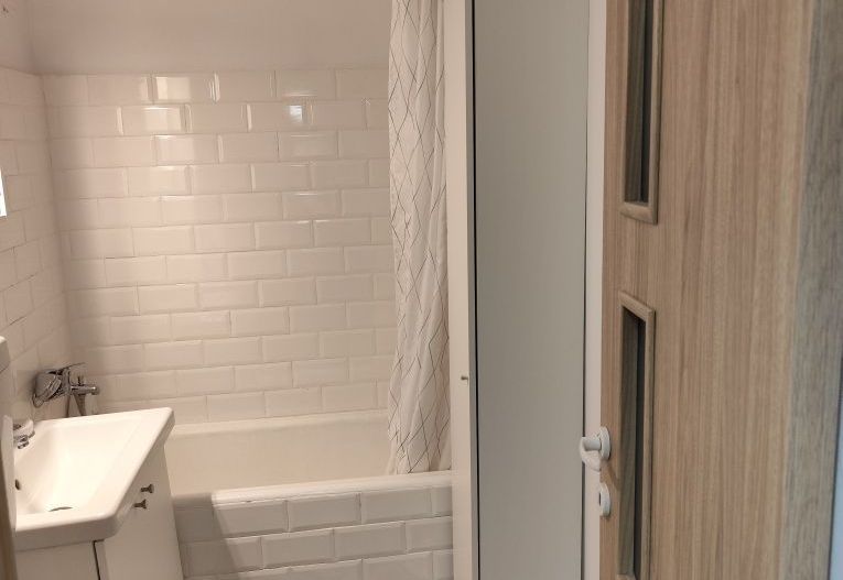 De vanzare garsonieră in Titan,Liviu Rebreanu - Poză 2