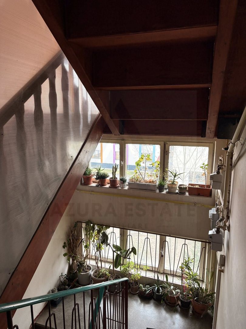 Apartament 2 camere centrală termică si calorifere noi Mihai Viteazu - Poză 11