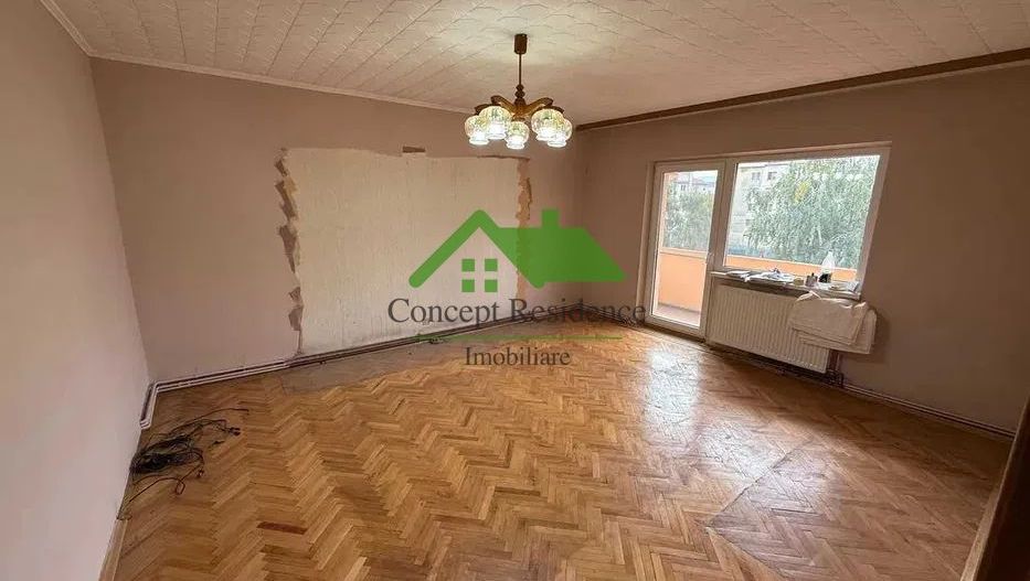 Ap 3 camere decomandat,etaj intermediar - zona Garii - Poză 1