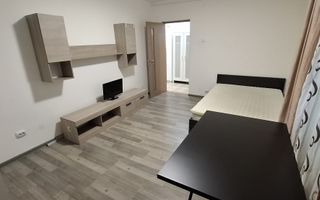 Garsoniera spatioasa Vitan, pet friendly, renovata, AC, mobilata complet - Poză 1