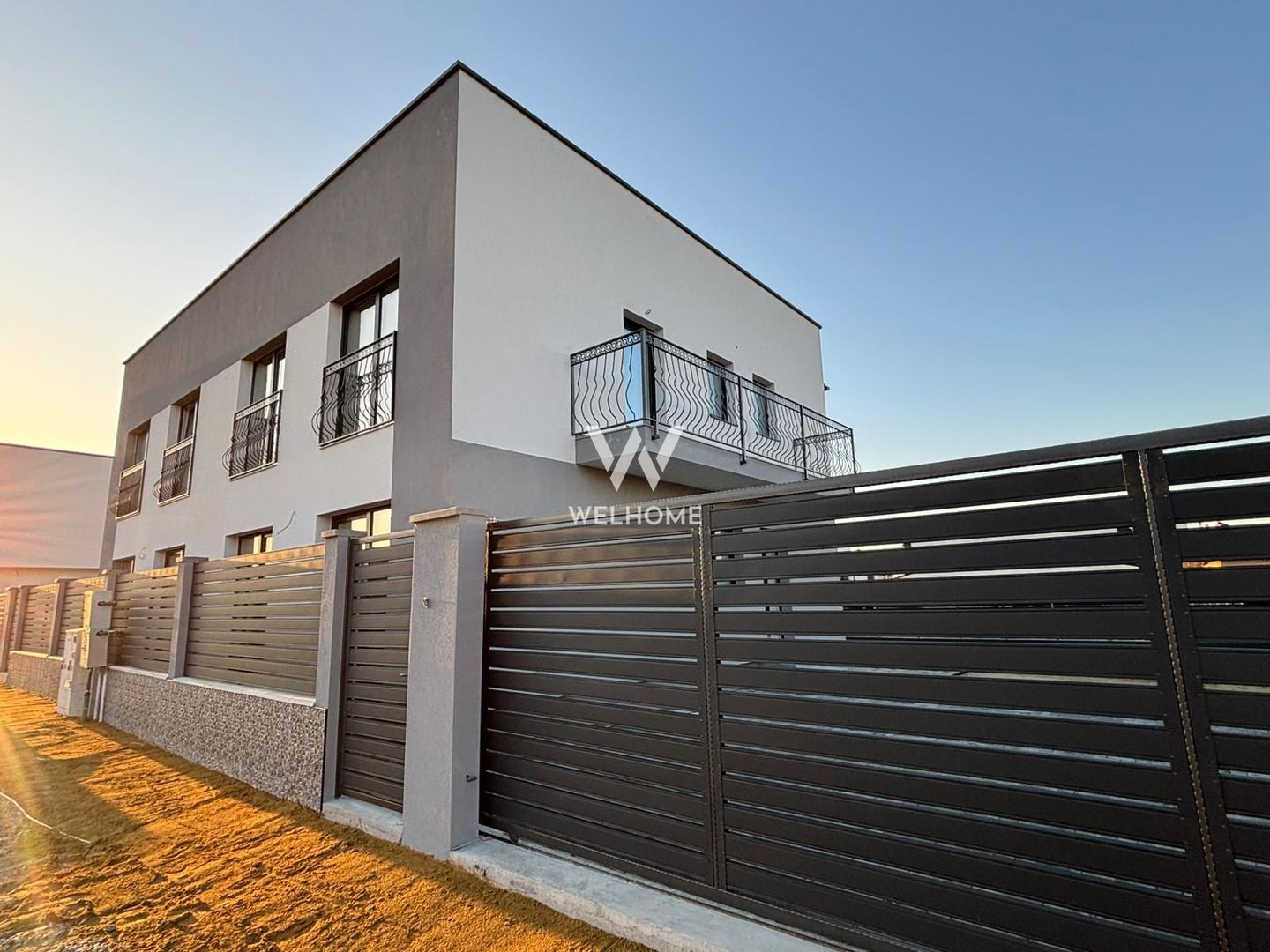 Casa MODERNA 4 camere in Selimbar Triajului - Poză 24