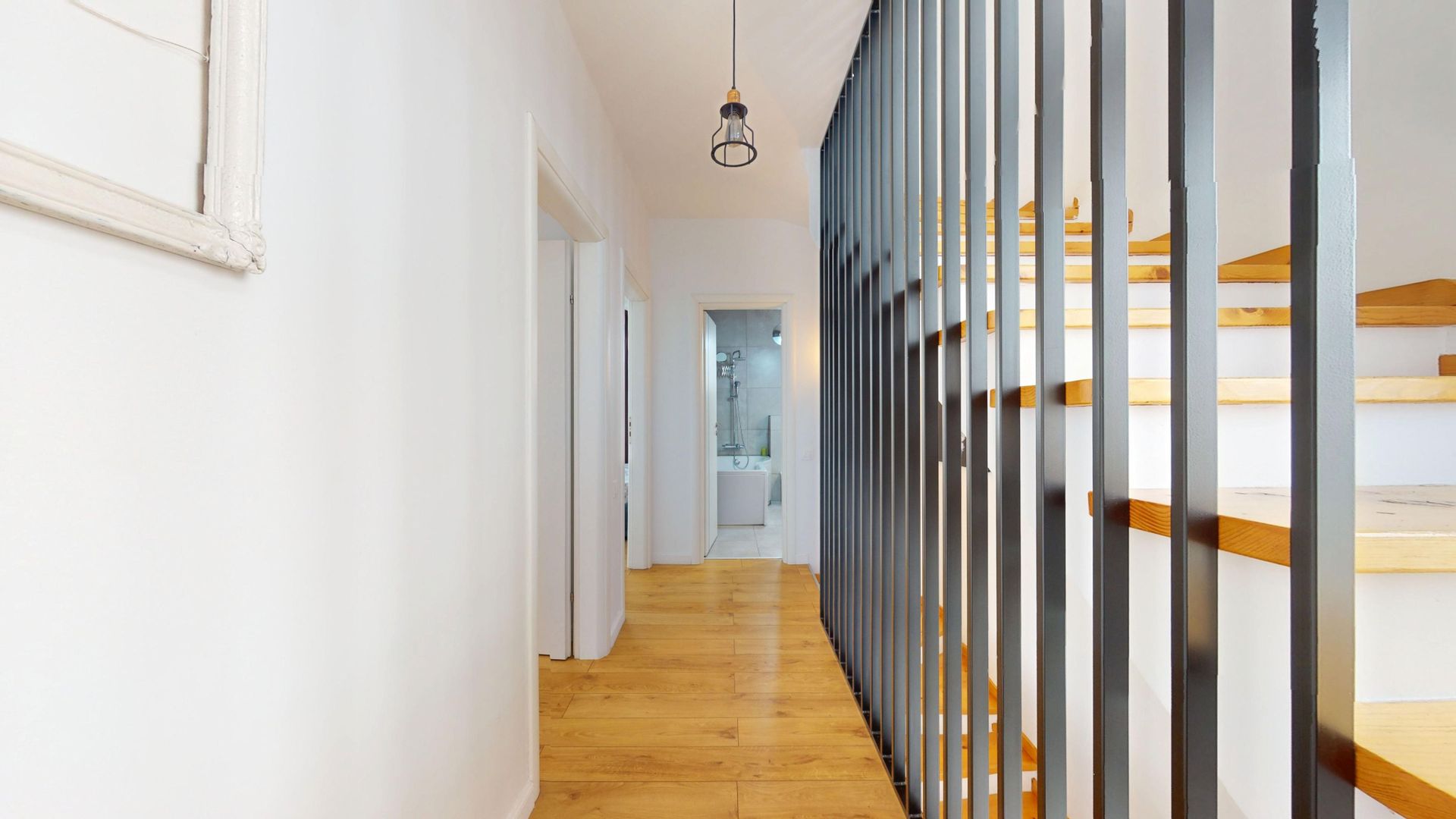 Popesti-Leordeni central vila individuala 130m utili curte 200 mp - Poză 9