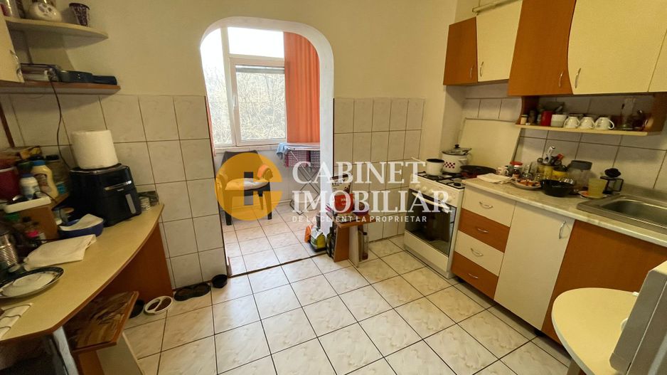 Nicolina 2 Clopotari - 3 camere decomandat - ETAJ 2/4 - 76mp - CT - Poză 2