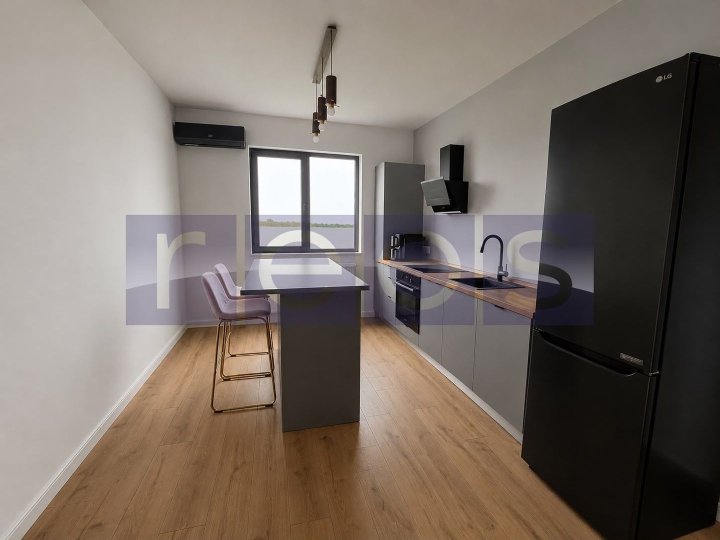 VANZARE CASA 3 CAMERE | ZONA AVIATORILOR- COMUNA BERCENI - Poză 2