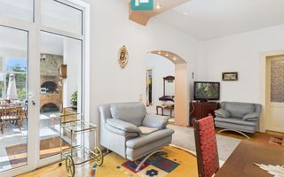 Casă cu piscină și teren generos, Sântana - Poză 2