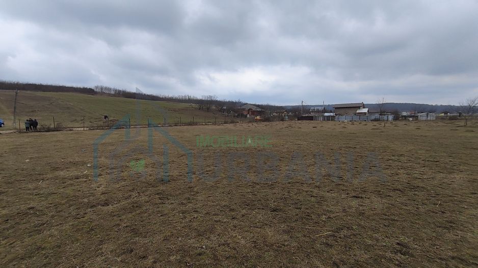 Teren intravilan de vanzare in Santas, comuna Mogosesti, judetul Iasi - 1100 mp - Poză 3