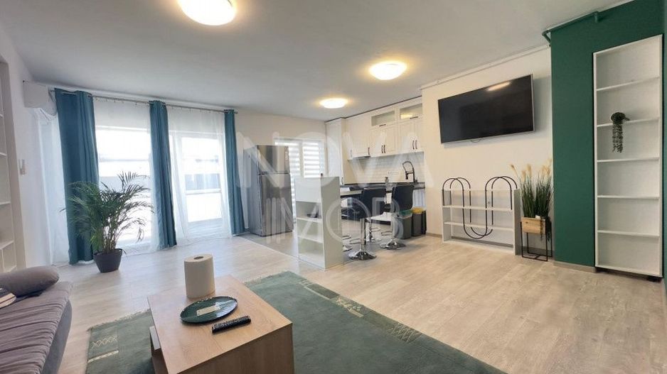Penthouse 101 mp. utili + 56 mp. terasa Zona Piata Cluj - Cartier Kogalniceanu - Poză 3