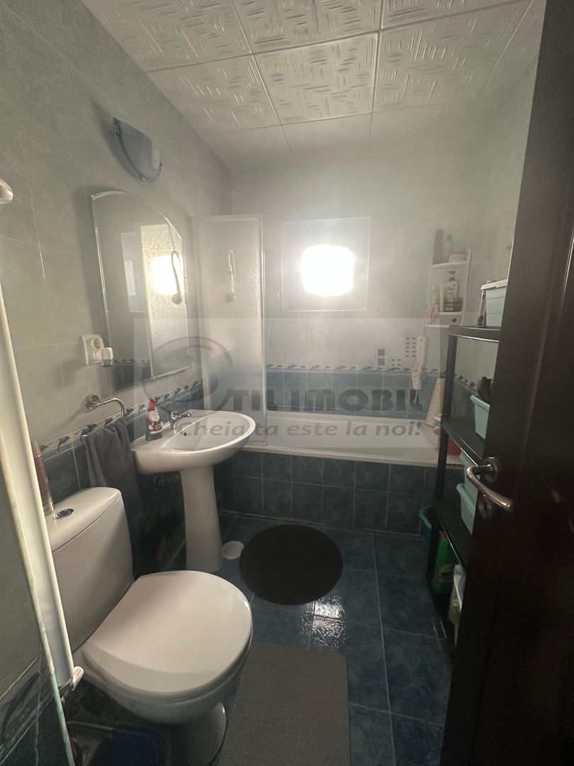 APARTAMENT 3 CAMERE DECOMANDAT FRUMOASA  NICOLINA  135000 EURO - Poză 7