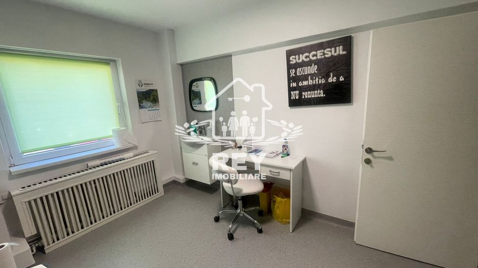 Spațiu comercial de vânzare zonă centrală - Poză 10