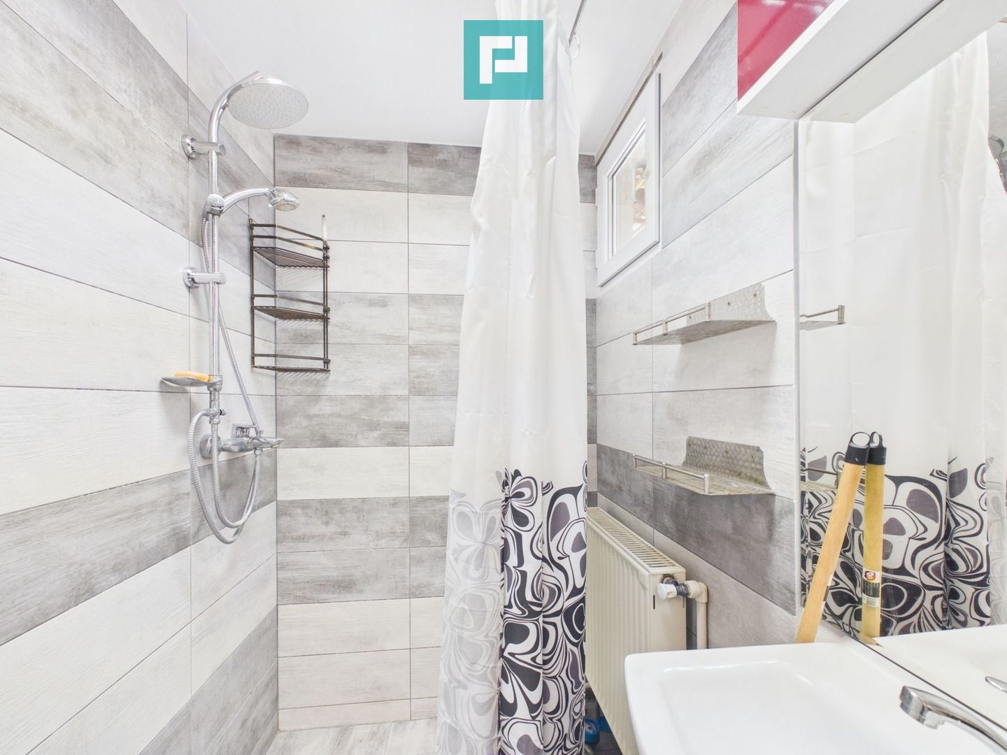 Apartament cu o camera, zona Parneava - Poză 4