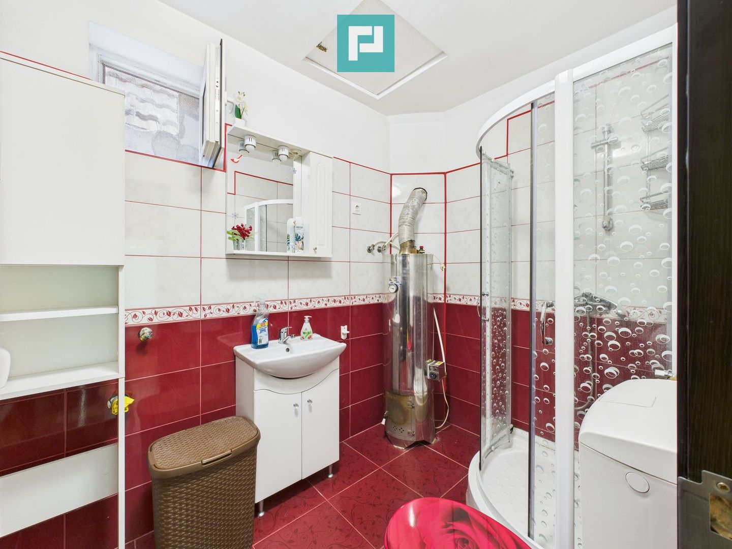 Casă de cărămidă in Grădiște - Poză 6