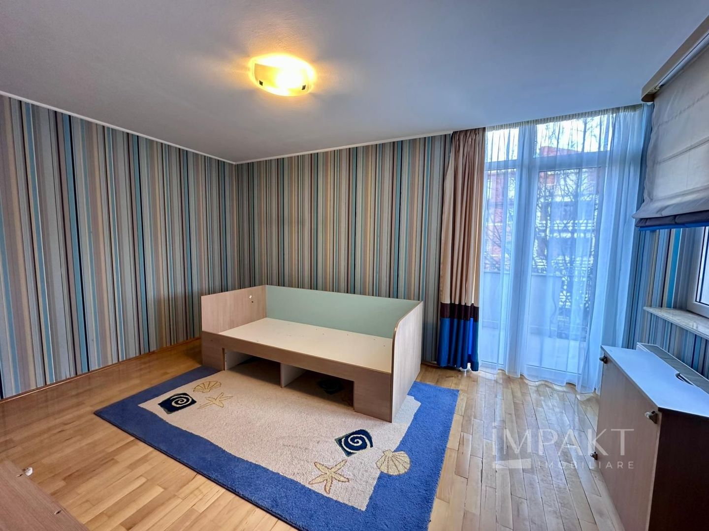 Casa de inchiriat | 6 camere, terasa, sauna, 320 mp - Poză 13