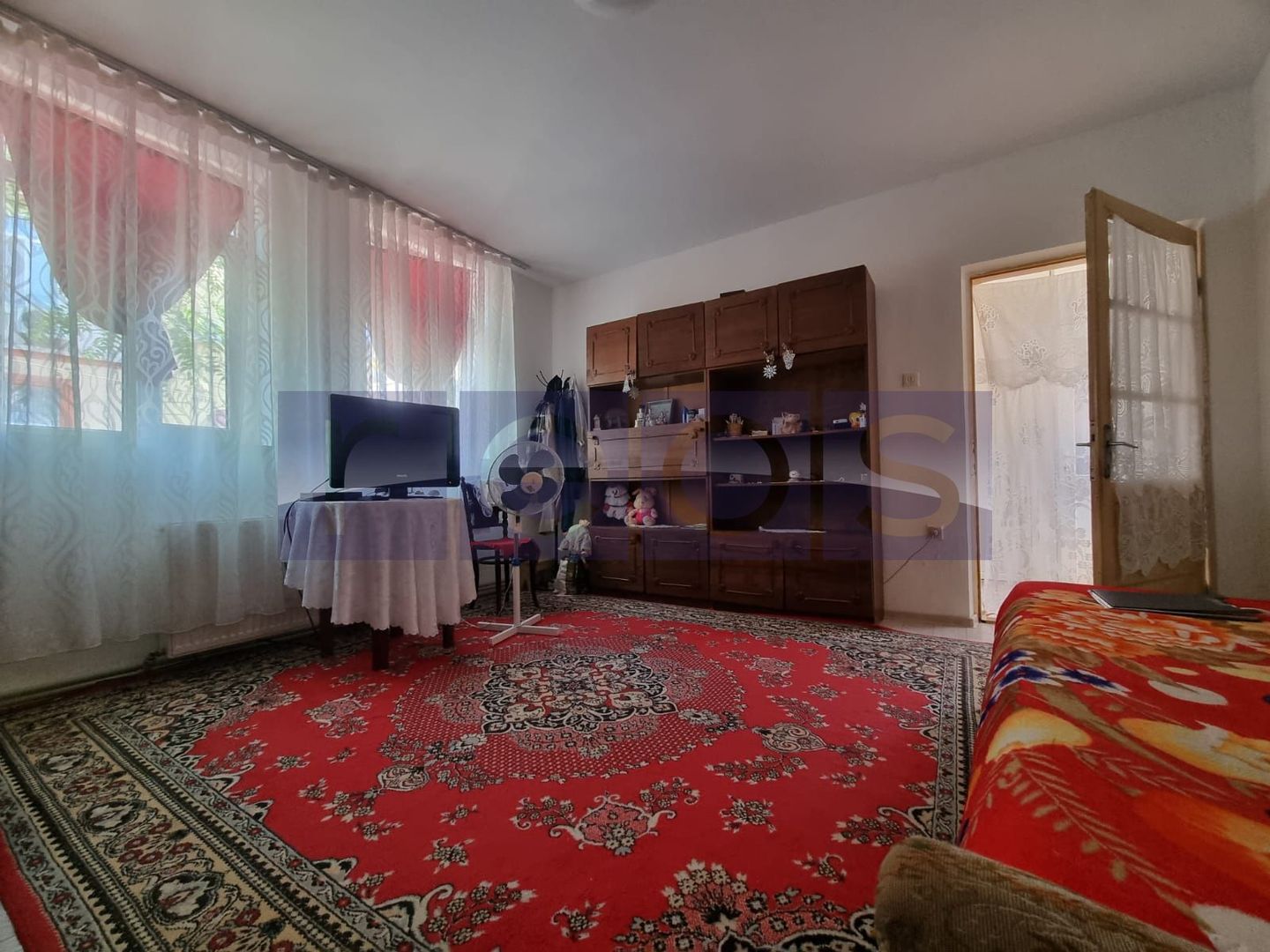 VANZARE CASA 2 CAMERE | ZONA TINERETULUI -CURTE COMUNA - Poză 4