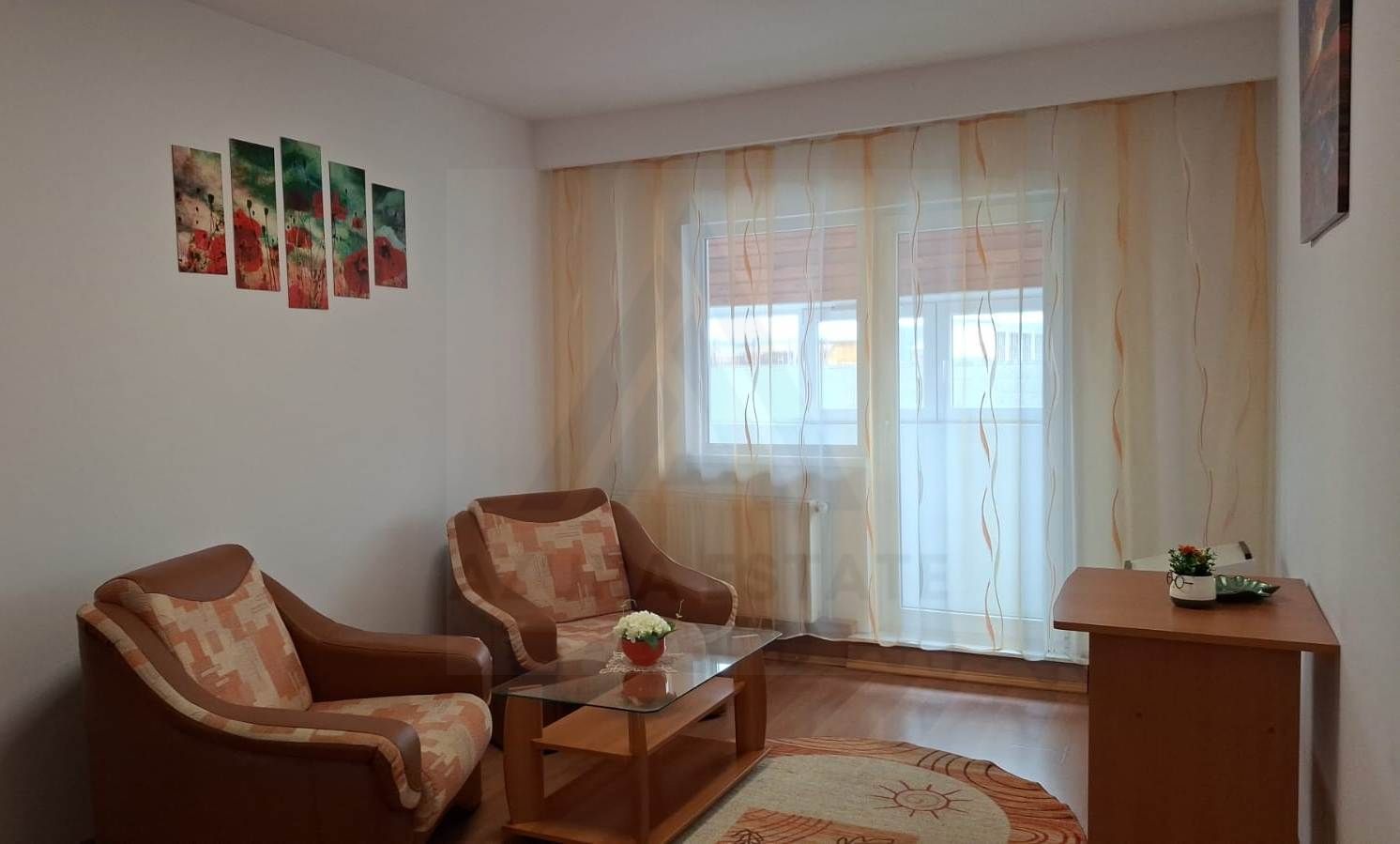 Apartament 4 camere 90 mp utili 2 băi 3 balcoane zona Ultracentrală - Poză 1