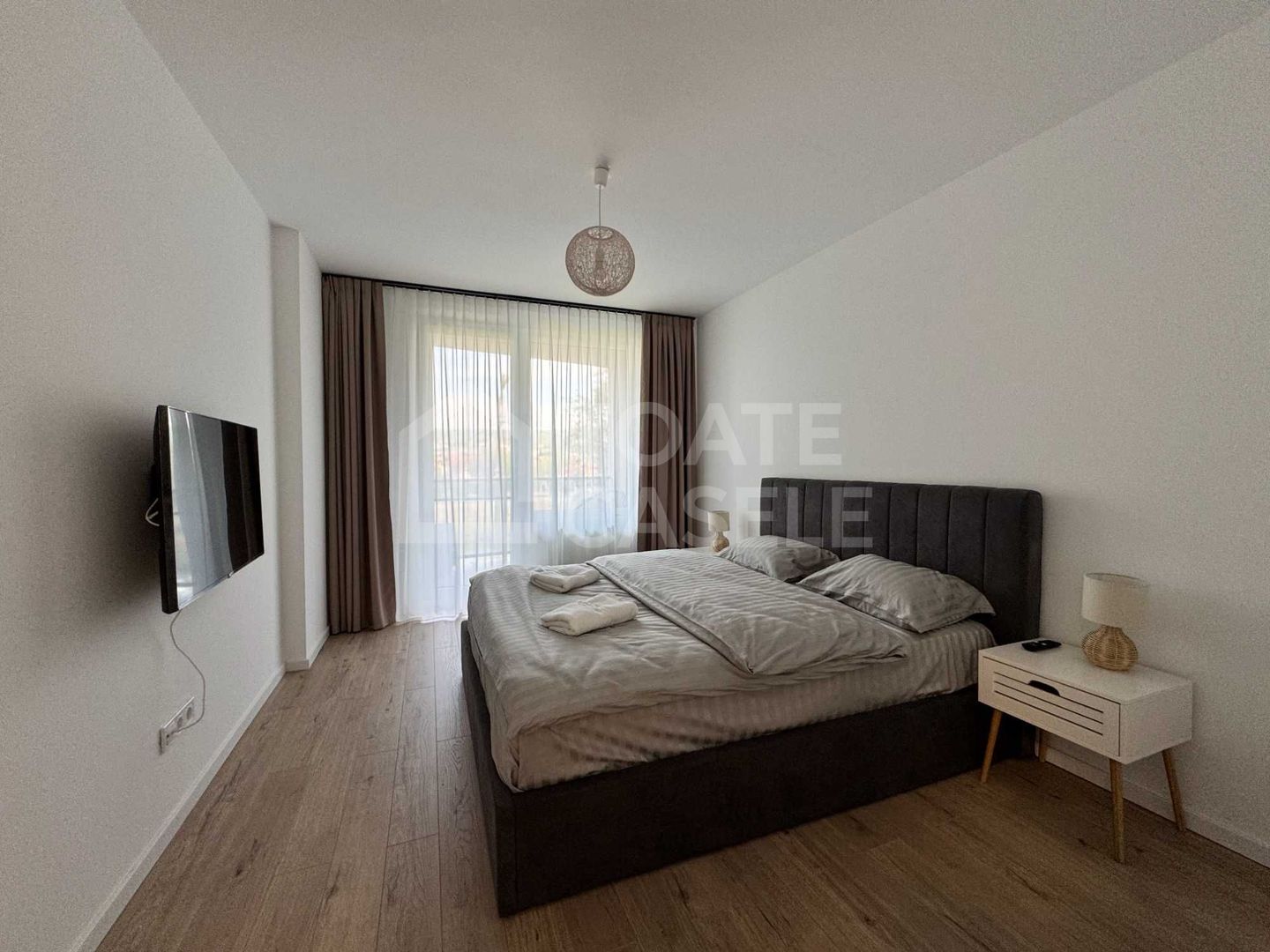 Apartament cu 3 camere, 80mp, finisat, zona Rivus Mall - Poză 4
