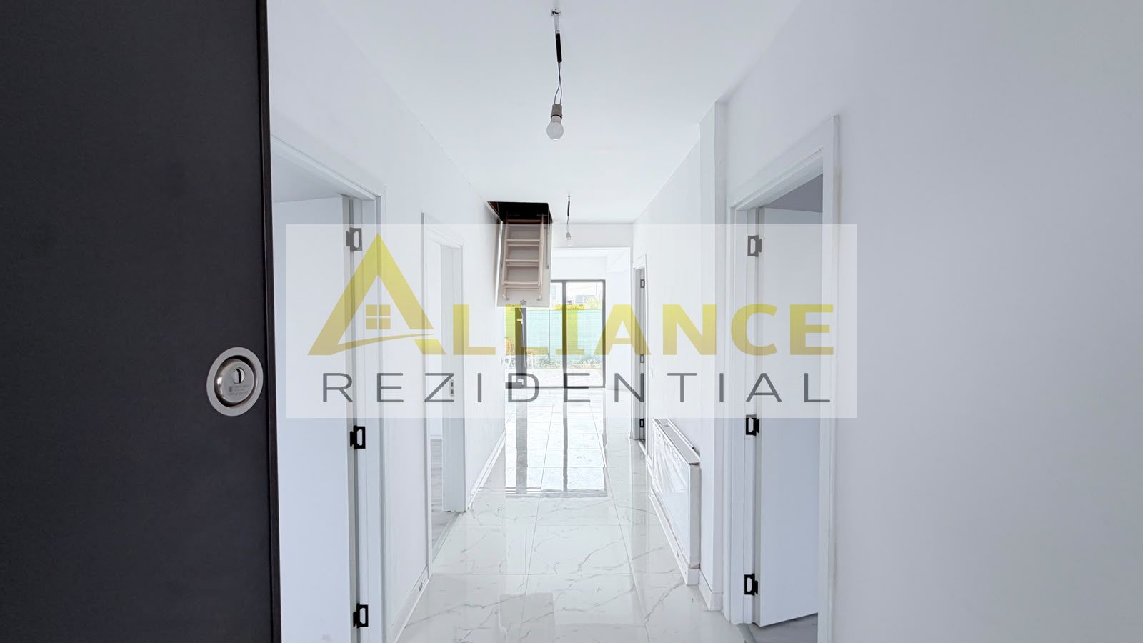 Casa Individuala - 4 camere - 2 bai - 315mp teren - Poză 3