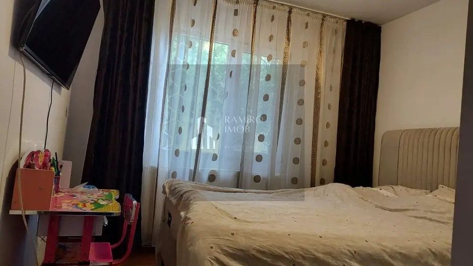 Apartament 2 camere, centrala proprie-Salaj - Poză 3