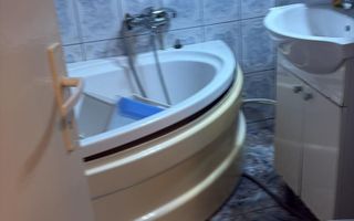 Închiriez apartament 2 camere - Poză 5